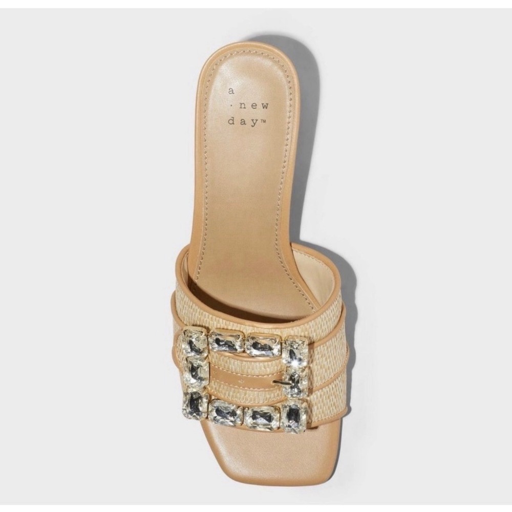 a new day Tan Beaded Buckle Block Heel Sandal size 7.5 - Picture 4 of 5